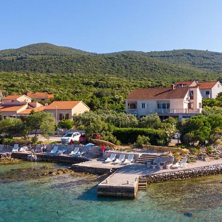 Apartments Mak Račišće Екстериор снимка