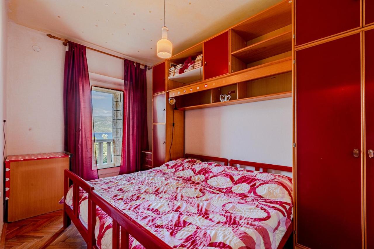 Apartments Mak Račišće Екстериор снимка