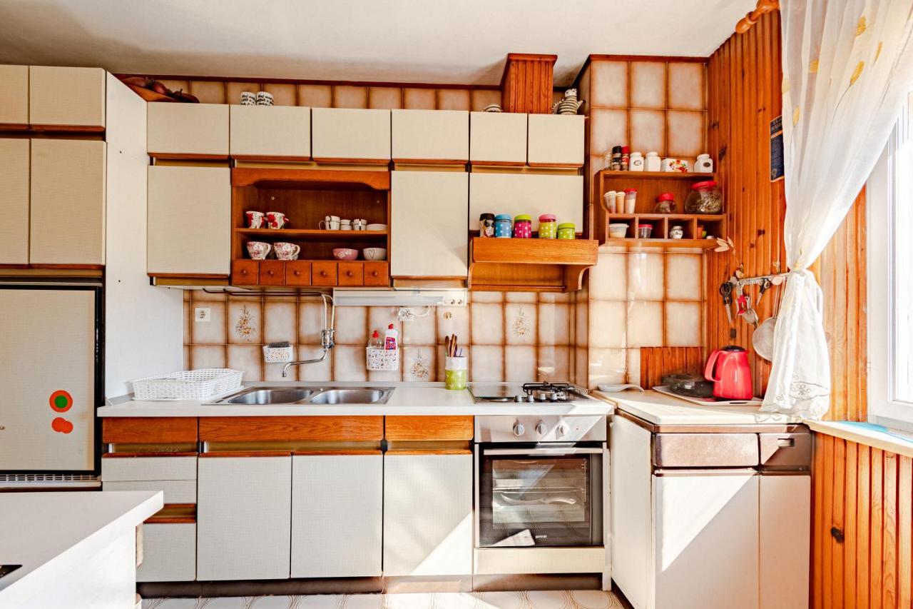 Apartments Mak Račišće Екстериор снимка